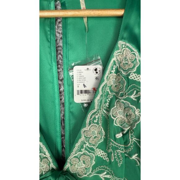 Free People Cooper Maxi Dress Size 10 Green Satin and Lace Short Sleeved - Picture 3 of 10